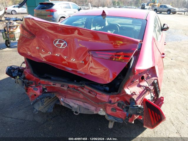KMHD84LF3LU020902 Hyundai ELANTRA SEL