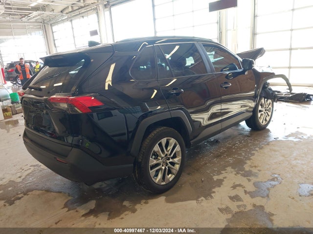 Toyota Rav4 Xle Premium 2023 2T3A1RFV3PC389698 Image 4