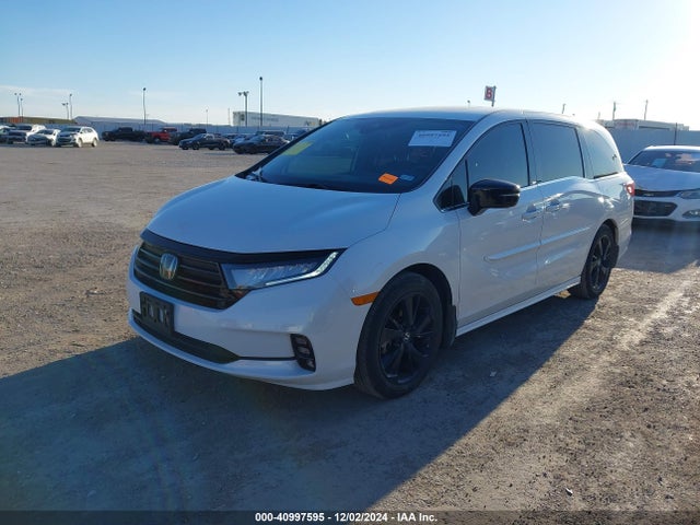 5FNRL6H7XPB040827 Honda Odyssey Sport
