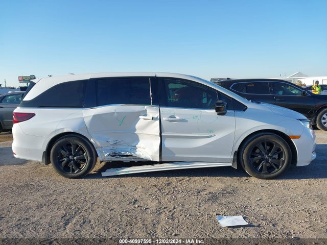 5FNRL6H7XPB040827 Honda Odyssey Sport
