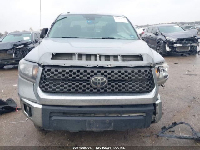 5TFDW5F10KX806993 Toyota Tundra Sr5 5.7l V8