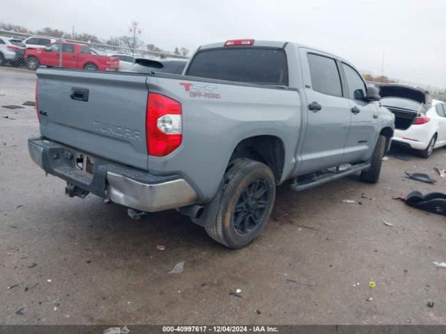 5TFDW5F10KX806993 Toyota Tundra Sr5 5.7l V8
