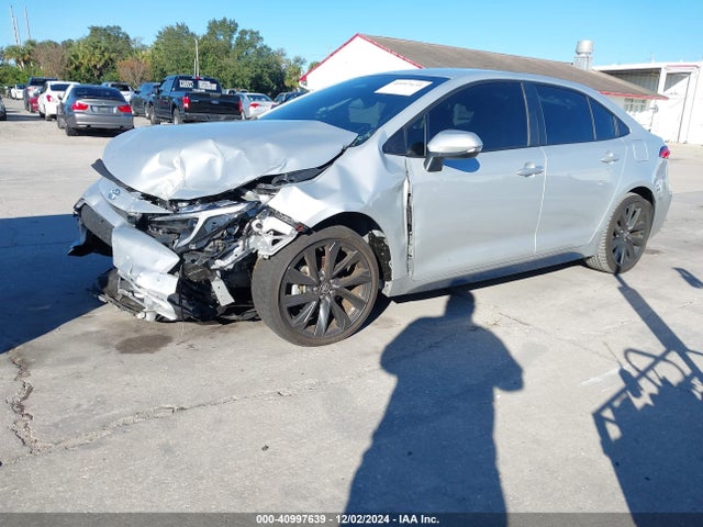 Toyota COROLLA SE 2024 5YFS4MCE7RP180074 Image 2