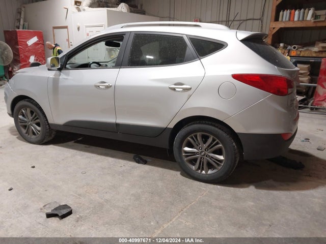 KM8JUCAG2EU800042 Hyundai TUCSON SE