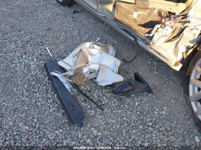1G11E5SL3EF299880 Chevrolet MALIBU 2LT