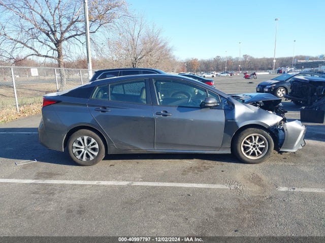 Toyota Prius Xle Awd-e 2020 JTDL9RFU9L3014385 Image 12