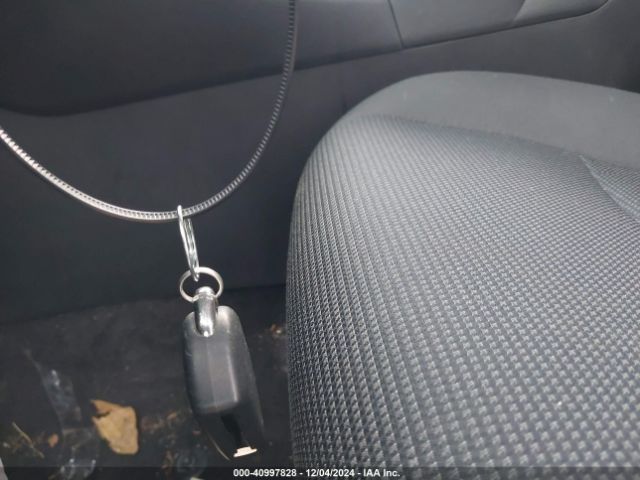 2T3MWRFV0RW215409 Toyota Rav4 Hybrid Le
