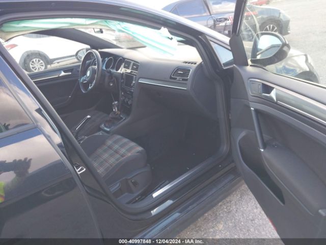 2019 VOLKSWAGEN GOLF GTI 3VW5T7AU4KM008302 Photo 4