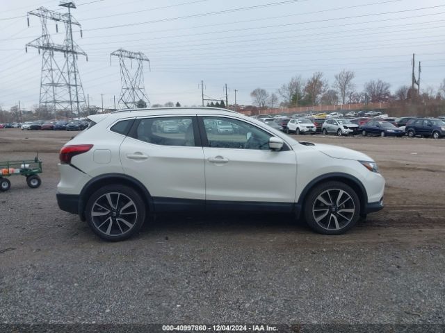 JN1BJ1CR3KW341921 Nissan Rogue Sport Sl