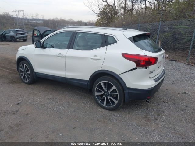 JN1BJ1CR3KW341921 Nissan Rogue Sport Sl
