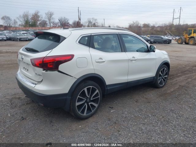 JN1BJ1CR3KW341921 Nissan Rogue Sport Sl