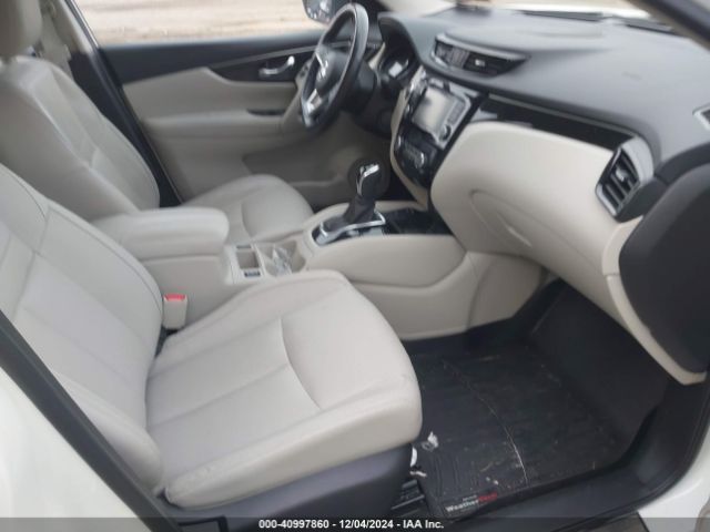 JN1BJ1CR3KW341921 Nissan Rogue Sport Sl