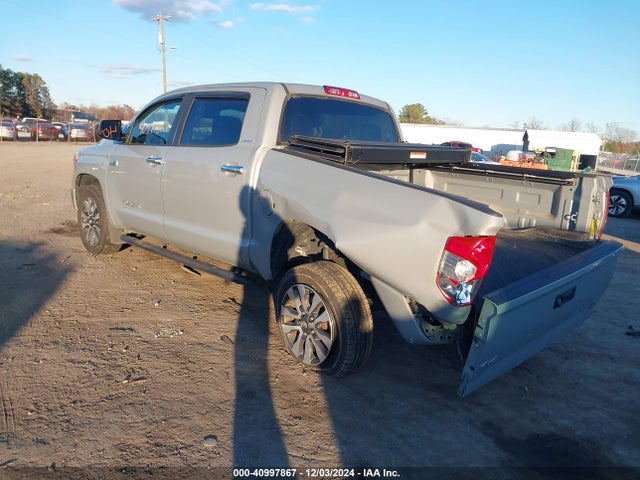 5TFHY5F10KX866610 Toyota Tundra Limited 5.7l V8