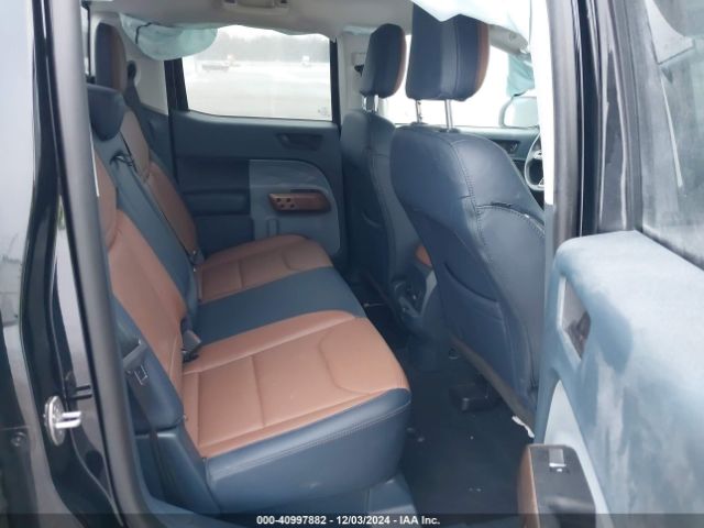 3FTTW8E33PRA18869 Ford Maverick Lariat