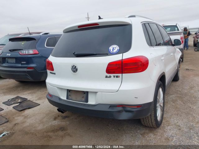 WVGAV7AX4FW558803 Volkswagen TIGUAN SE