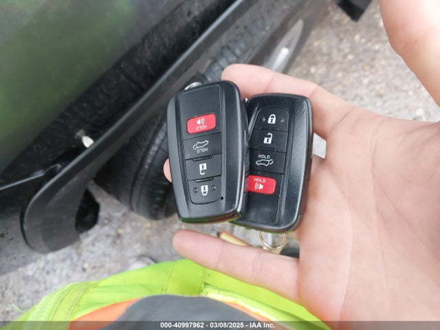 Toyota Rav4 Xle 2023 2T3W1RFV7PW291164 Image 11