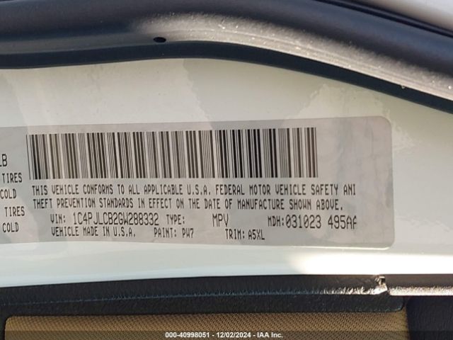 1C4PJLCB2GW288332 Jeep Cherokee Latitude