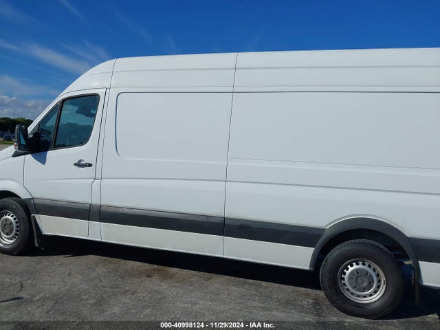 WD3PE8CDXJP605191 Mercedes-Benz Sprinter 2500 High Roof V6