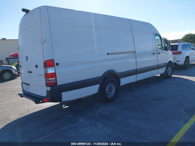 WD3PE8CDXJP605191 Mercedes-Benz Sprinter 2500 High Roof V6