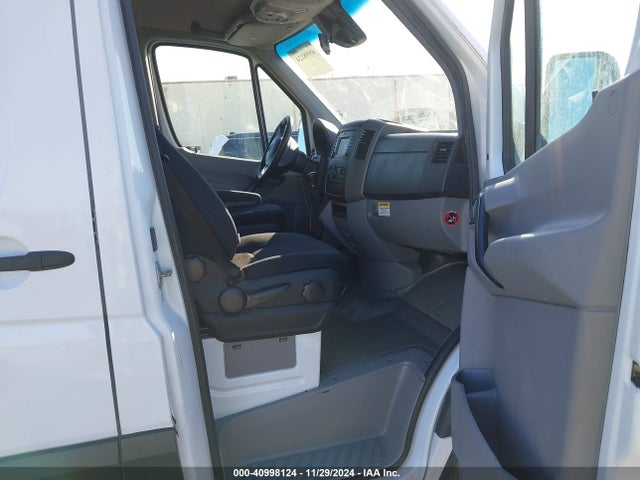 WD3PE8CDXJP605191 Mercedes-Benz Sprinter 2500 High Roof V6