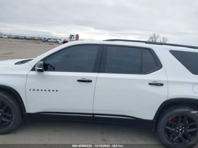 1GNEVJKW7JJ115924 Chevrolet Traverse Premier