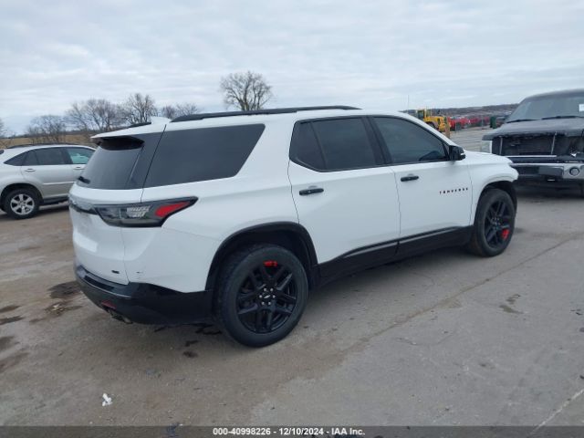 1GNEVJKW7JJ115924 Chevrolet Traverse Premier