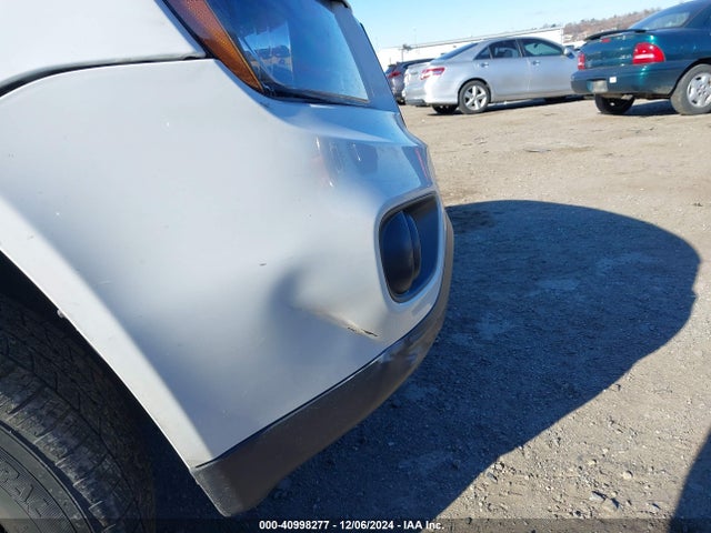 Jeep Compass 75th Anniversary 2016 1C4NJDBB4GD674843 Image 13