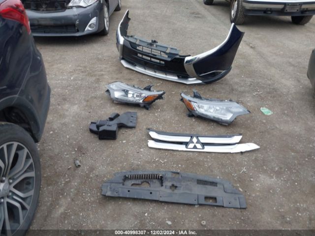 JA4AD2A32HZ066208 Mitsubishi Outlander Es