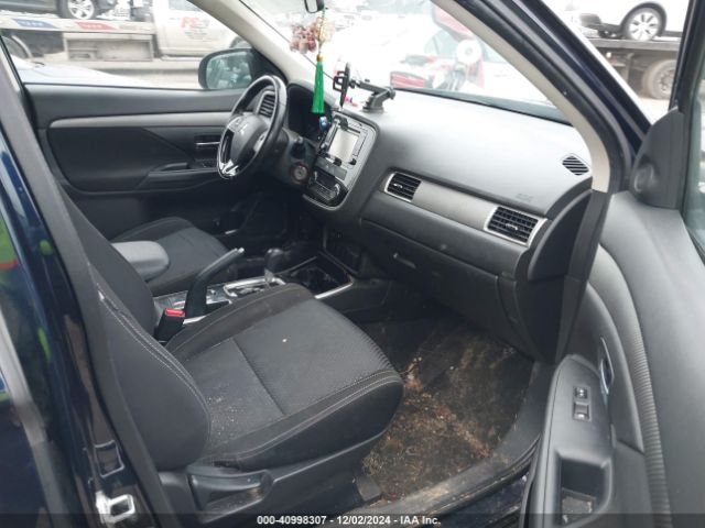 JA4AD2A32HZ066208 Mitsubishi Outlander Es