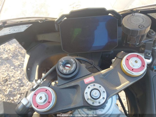 2023 APRILIA RSV4 ZD4KYUA06PS000627 Photo 6