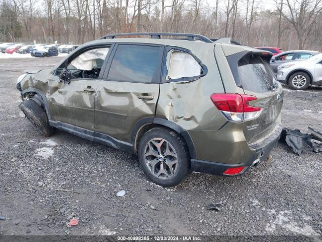 JF2SKAEC3NH516701 Subaru Forester Premium