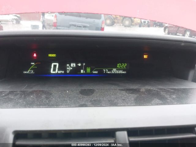 JTDZN3EU6EJ010670 Toyota Prius V Three
