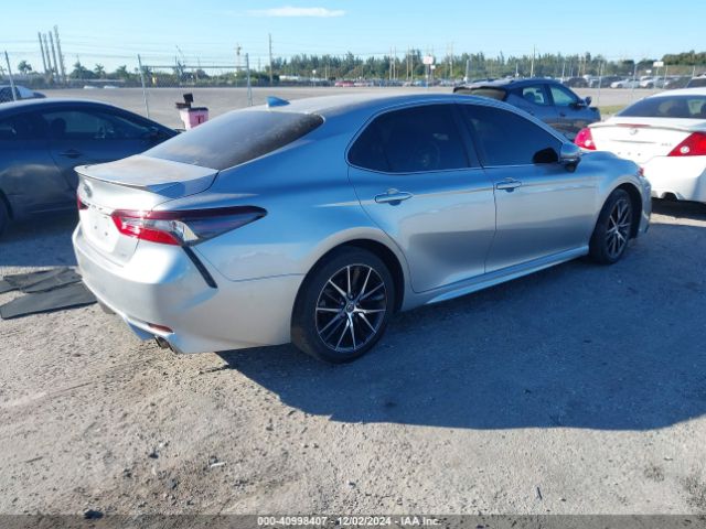 4T1G11AK8NU700846 Toyota CAMRY SE