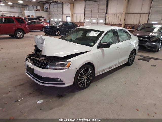 3VWD17AJ3GM404879 Volkswagen Jetta 1.8t Sport