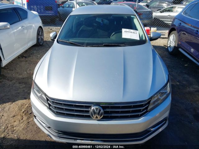 1VWAA7A3XJC010423 Volkswagen Passat 2.0t R-line/2.0t S