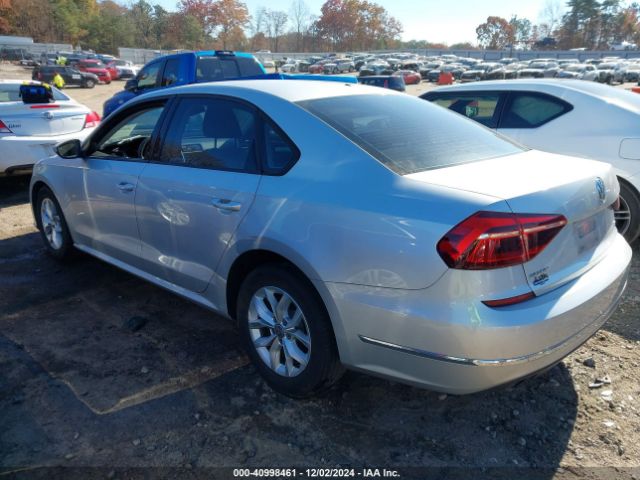 1VWAA7A3XJC010423 Volkswagen Passat 2.0t R-line/2.0t S