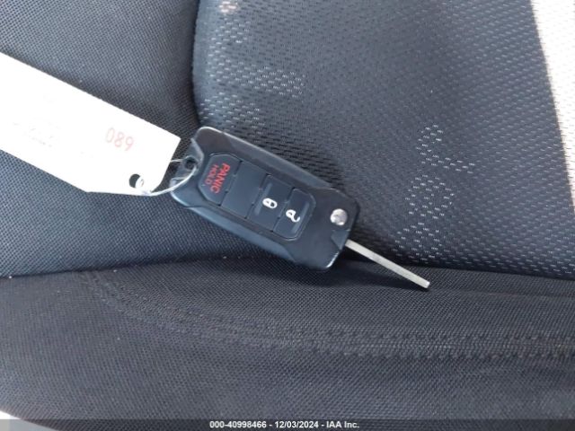 ZACCJABT0FPB70361 Jeep Renegade Latitude