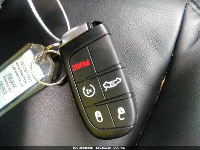 2022 CHRYSLER 300 2C3CCADG6NH190993 Photo 10