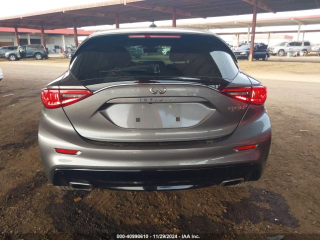 SJKCH5CP8JA004818 Infiniti Qx30 Pure