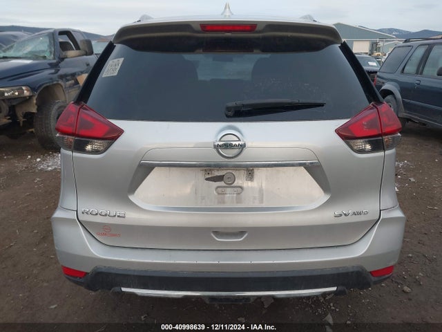 Nissan ROGUE SV 2018 5N1AT2MV7JC707864 Image 17