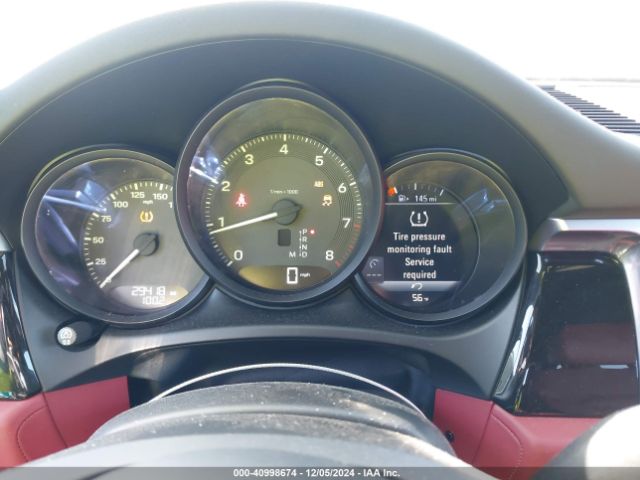 2022 PORSCHE MACAN WP1AA2A51NLB09997 Photo 6