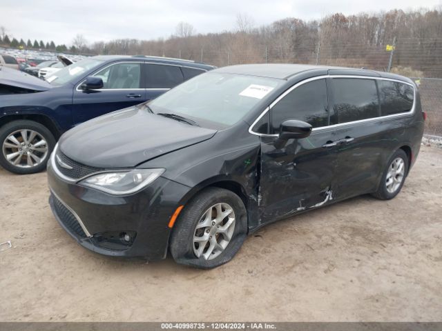 2C4RC1BGXHR777401 Chrysler Pacifica Touring Plus