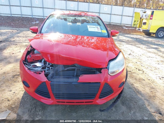Ford FOCUS SE 2014 1FADP3K29EL126513 Image 12