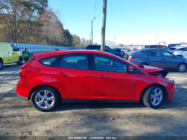 Ford FOCUS SE 2014 1FADP3K29EL126513 Image 13