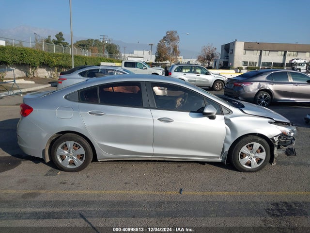 Chevrolet Cruze Ls Auto 2017 3G1BC5SMXHS572378 Image 14