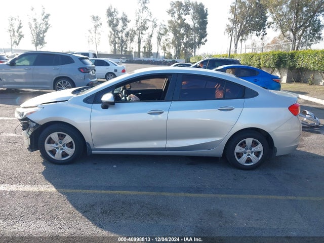 Chevrolet Cruze Ls Auto 2017 3G1BC5SMXHS572378 Image 15