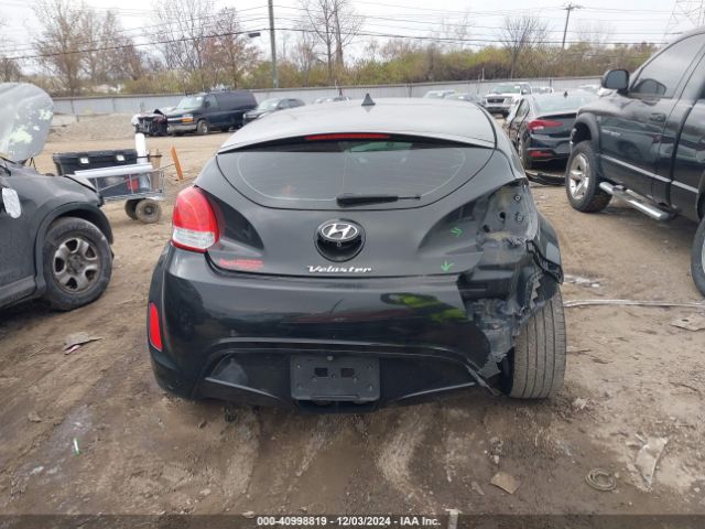 KMHTC6AD1HU320016 Hyundai Veloster Value Edition