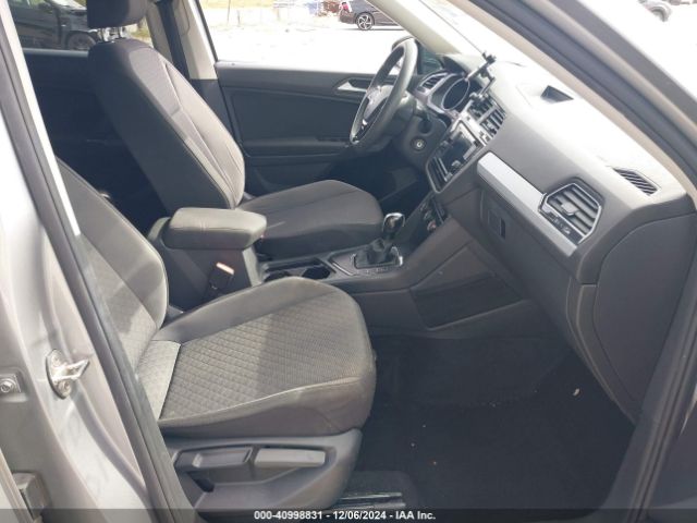 3VV1B7AX6LM100688 Volkswagen Tiguan 2.0t S