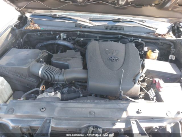 5TFAZ5CN8HX050064 Toyota Tacoma Sr5 V6