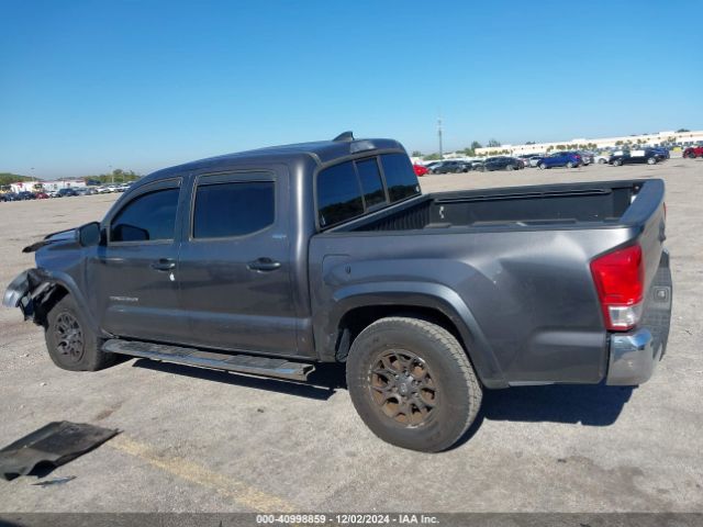 5TFAZ5CN8HX050064 Toyota Tacoma Sr5 V6